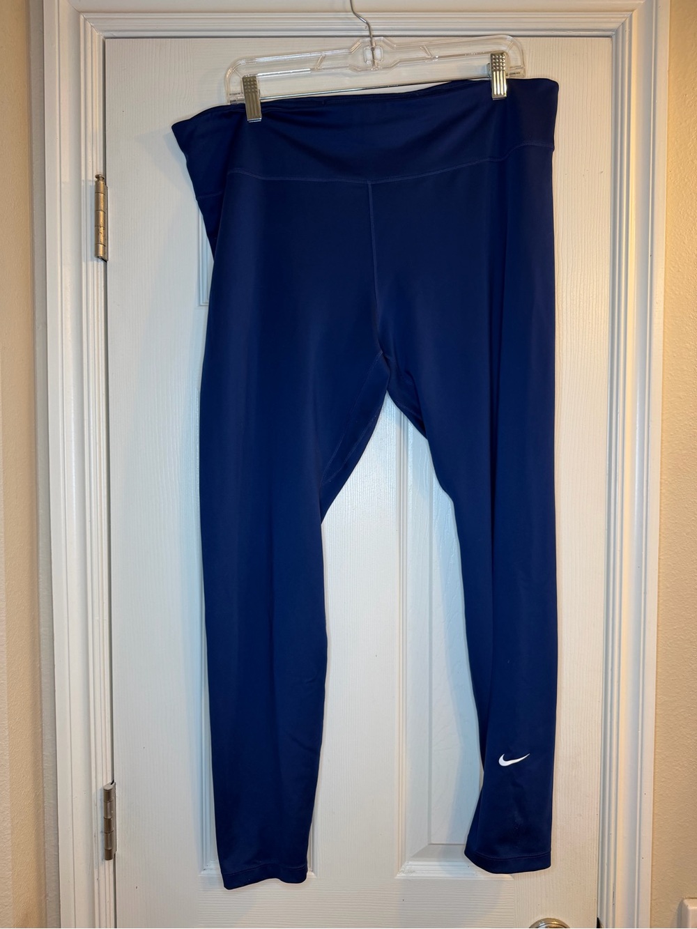 Nike Women’s' Navy Athletic Leggings - Comfort Stretch